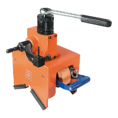 Fein Dispositif de fixation et d'avance à glissement